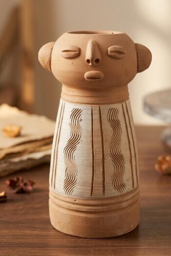 Chaltaberia Doll Flower Vase